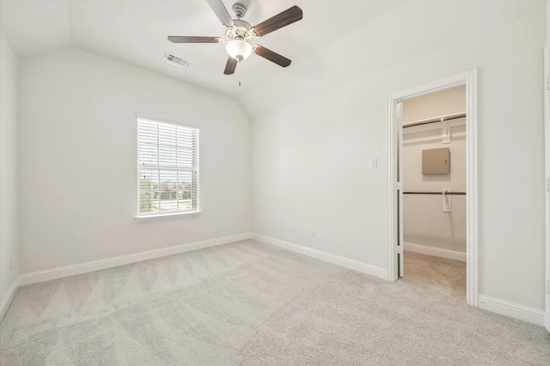 Photo of 10622 Menelaws Trail