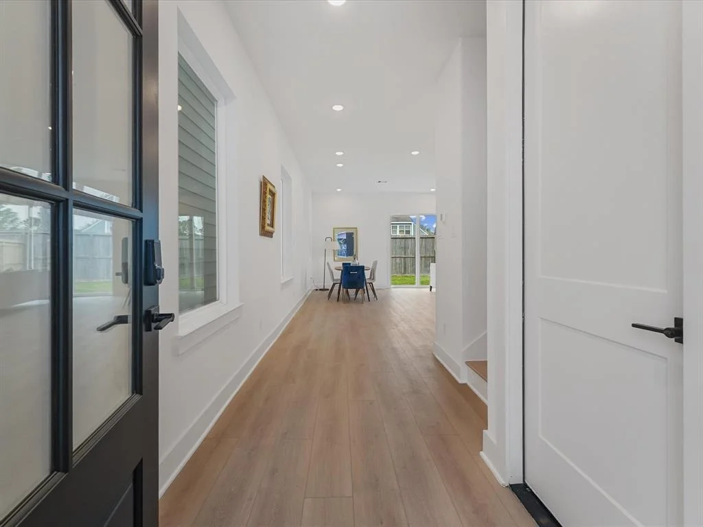 Photo of 5016 Golden Forest Drive