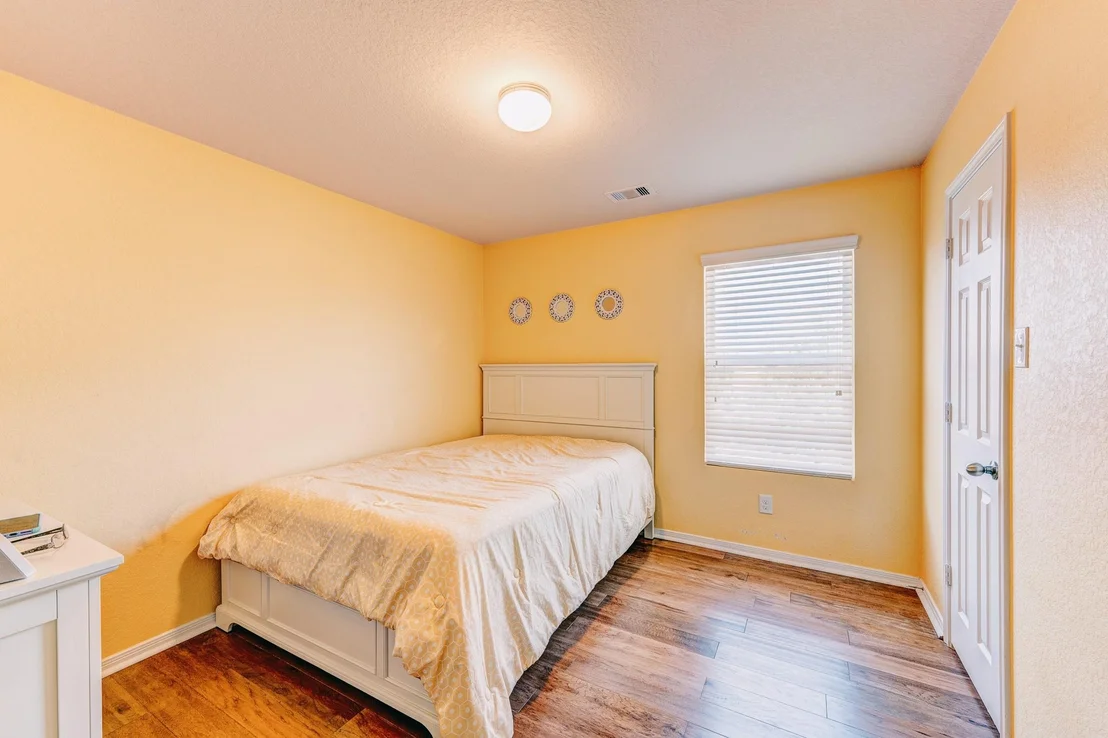 Photo of 2565 Magnolia Fair Way