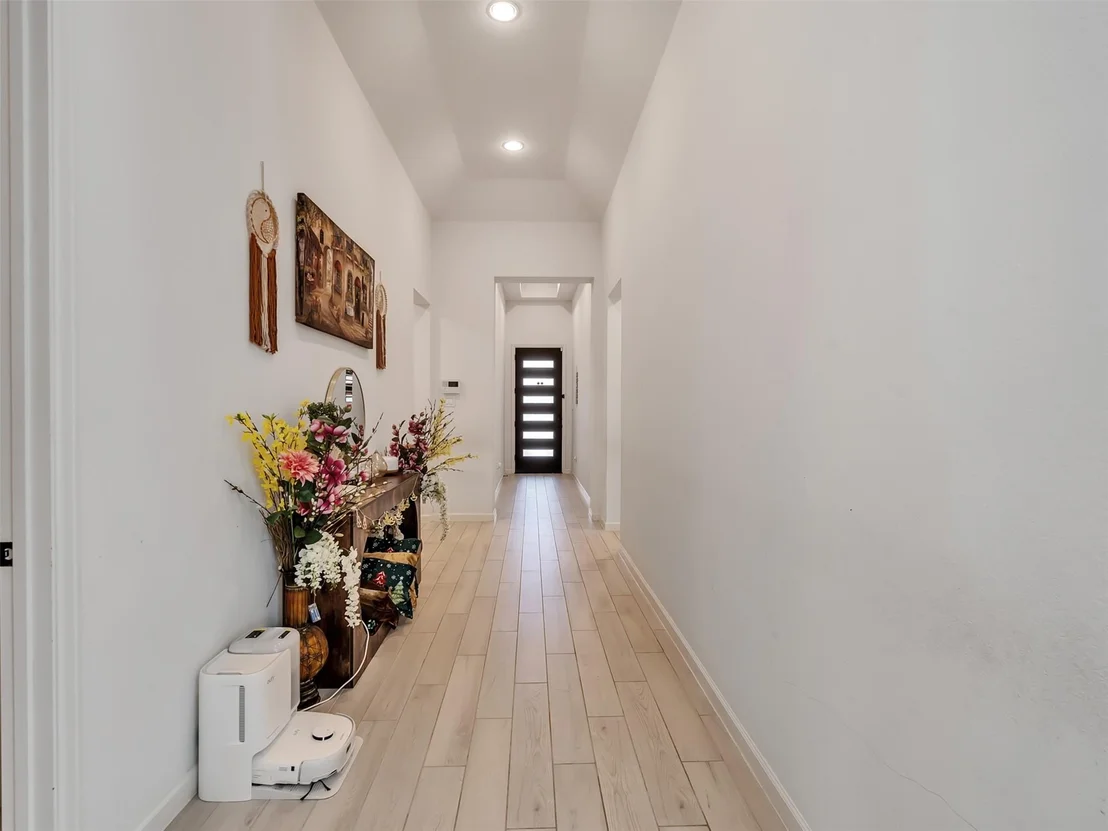 Photo of 5014 Eliot Place