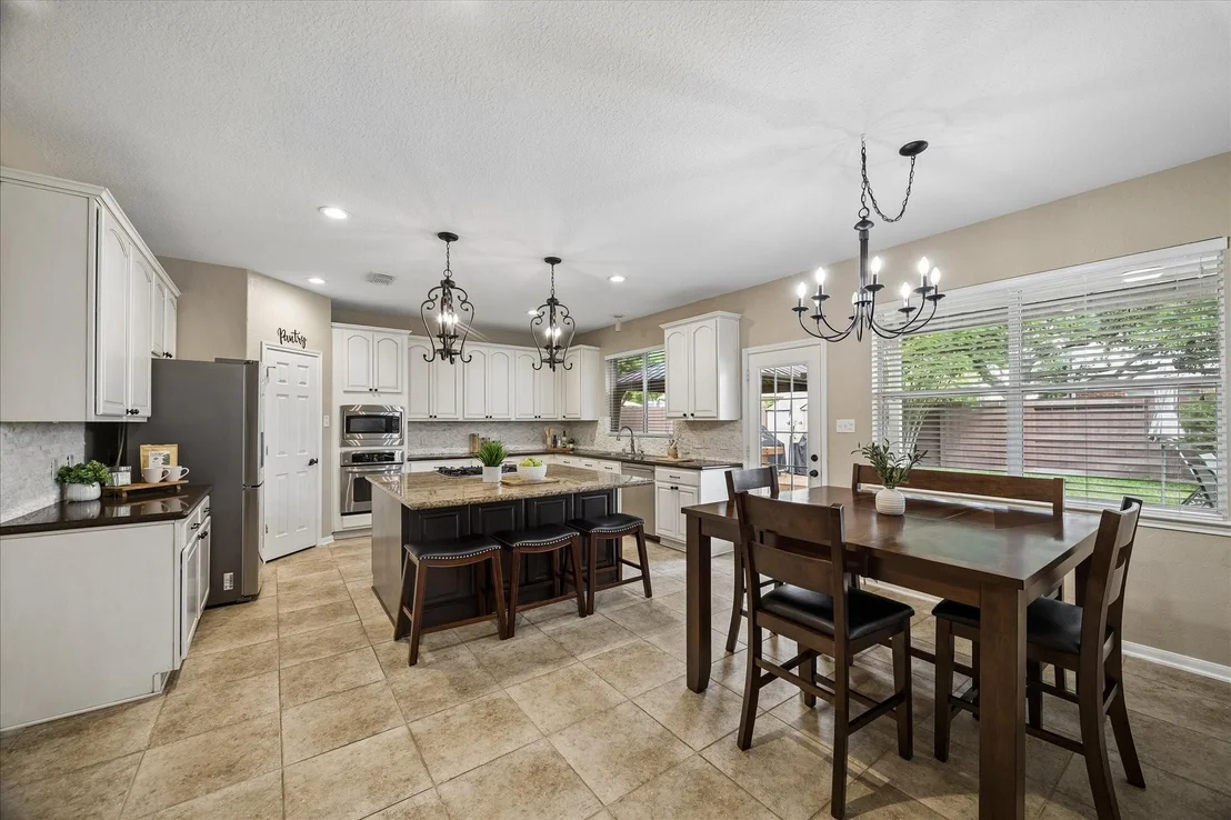Photo of 9122 Memorial Valley Drive