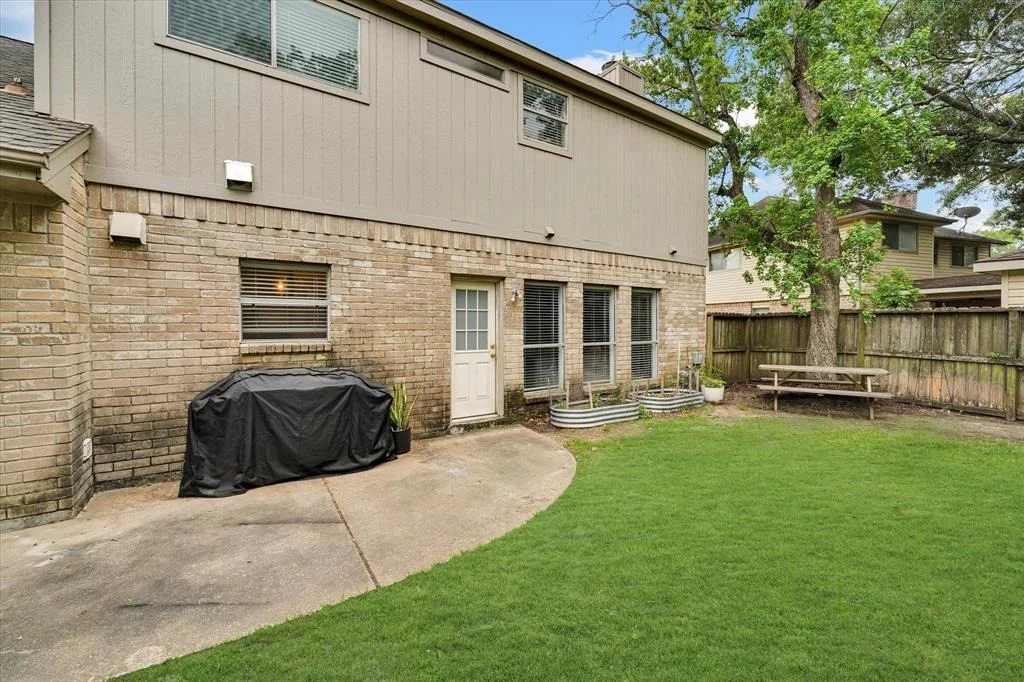 Photo of 307 Woodcombe Drive