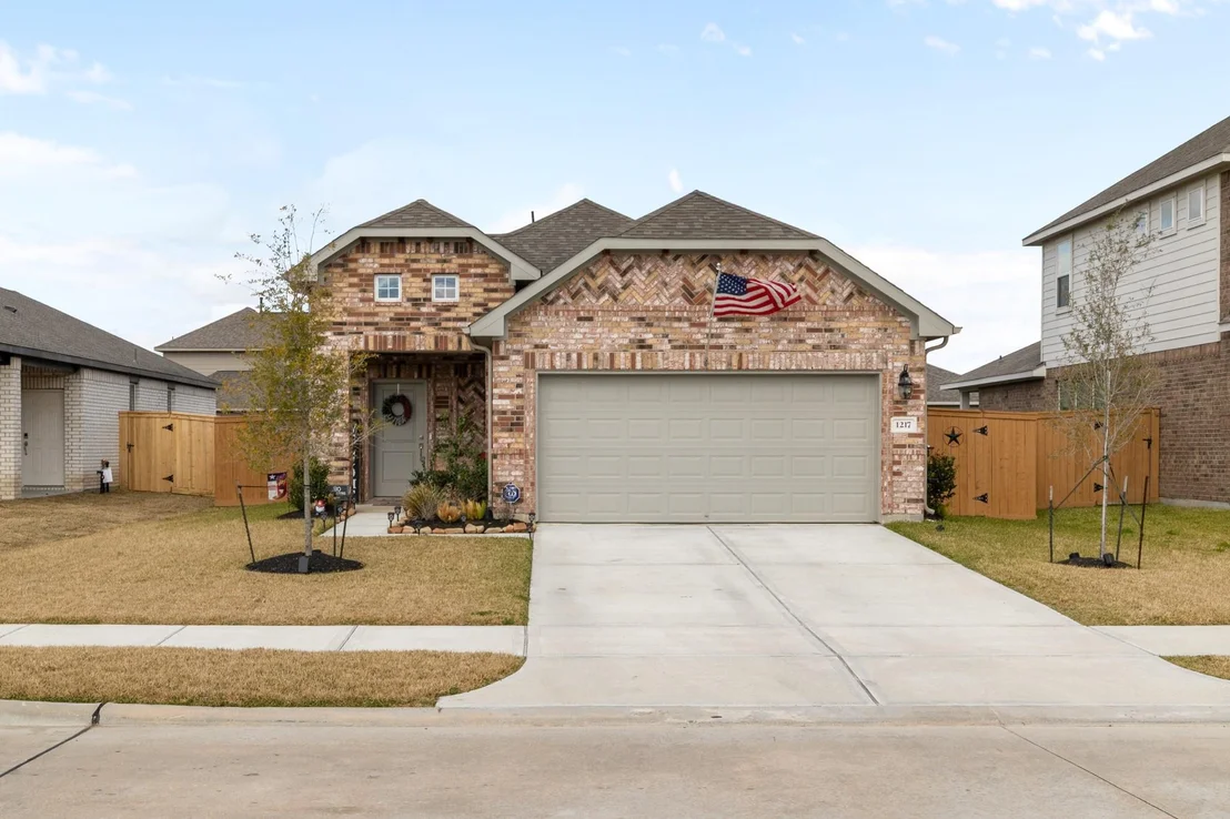 Photo of 1217 Red Hills Drive