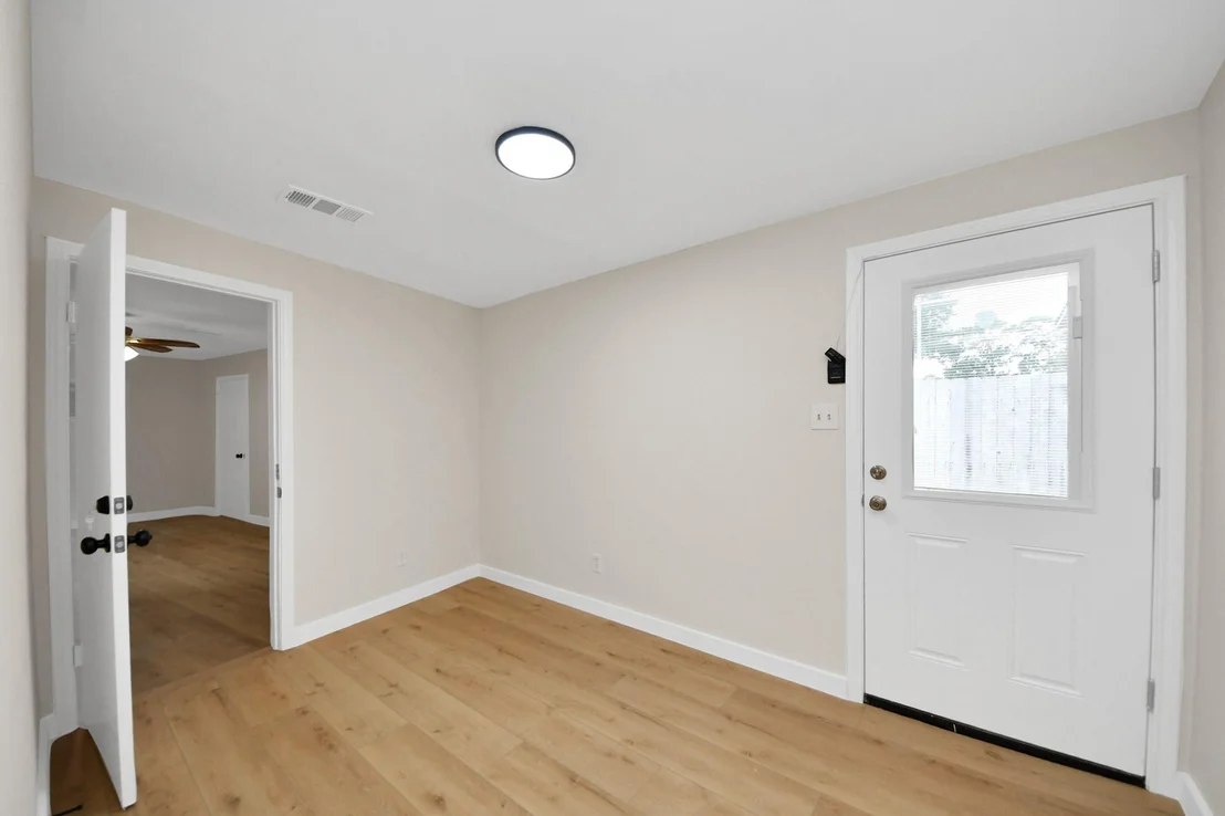 Photo of 25511 Many Oak Drive