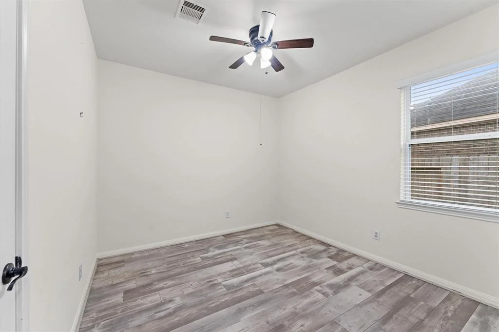 Photo of 20318 Sir Penguin Drive