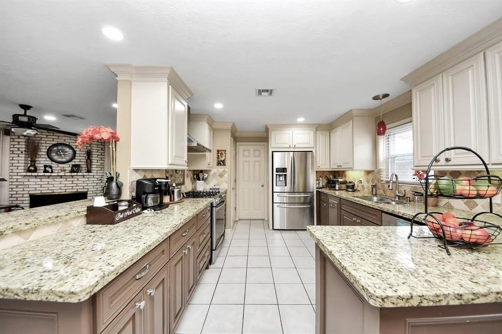 Photo of 2014 Forest Oaks Drive