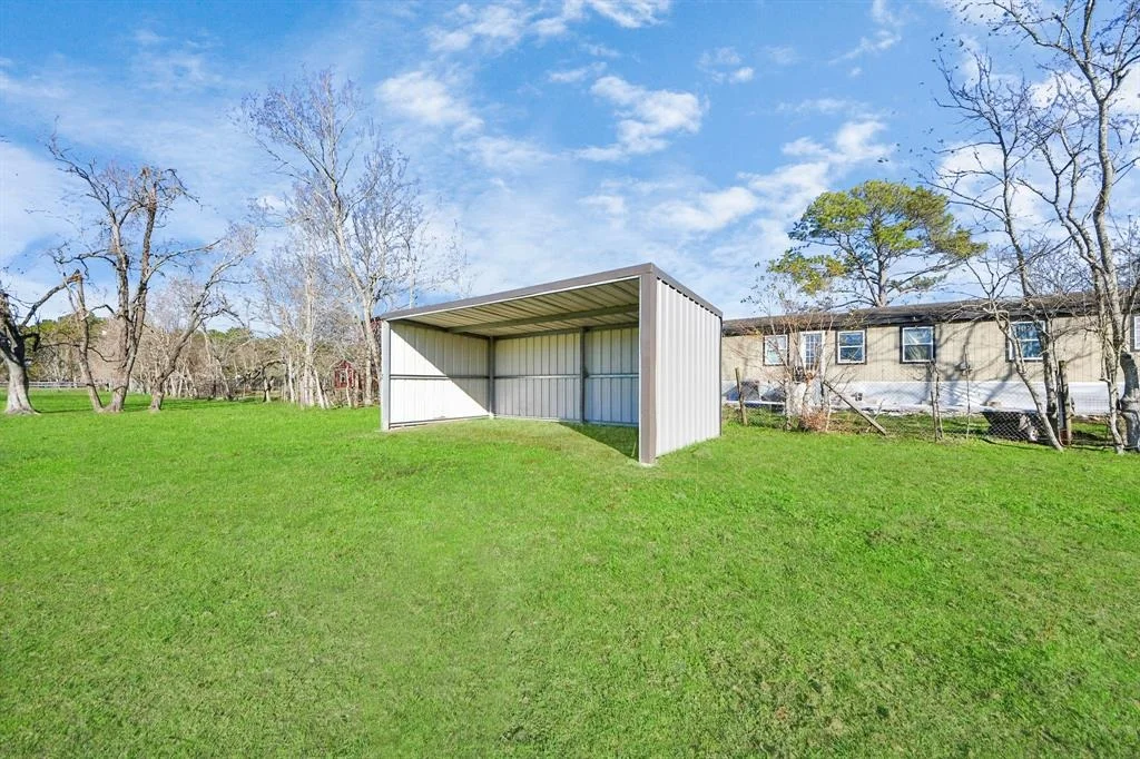 Photo of 906 Misty Way Drive