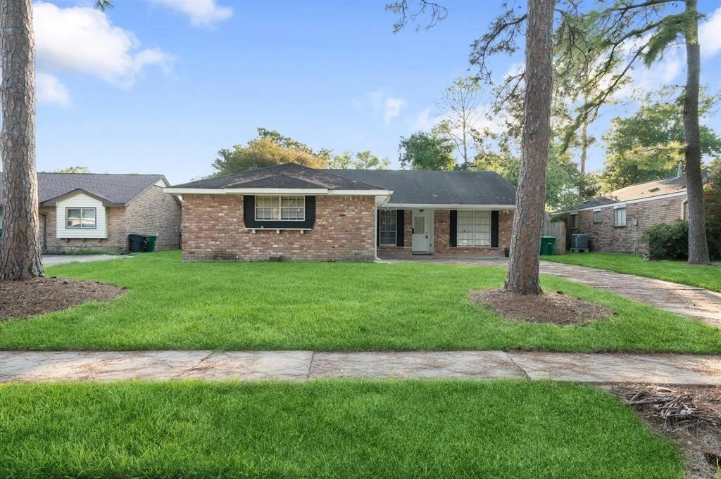Photo of 16014 Buccaneer Lane