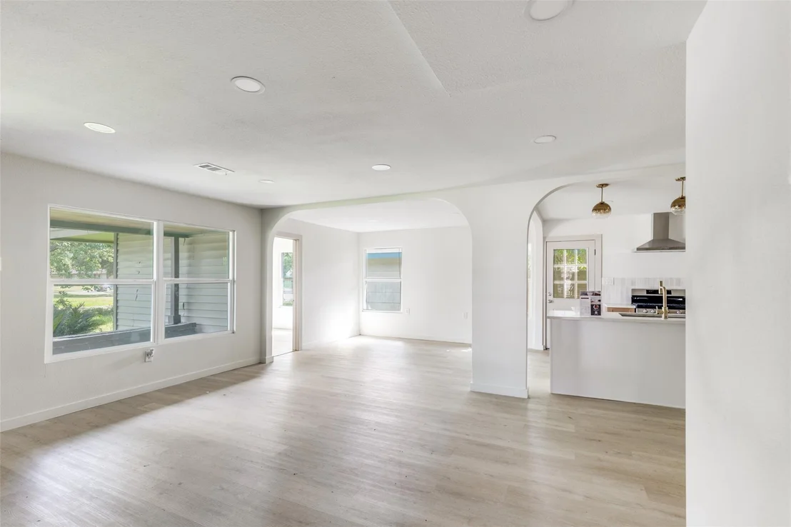 Photo of 6527 Beekman Road
