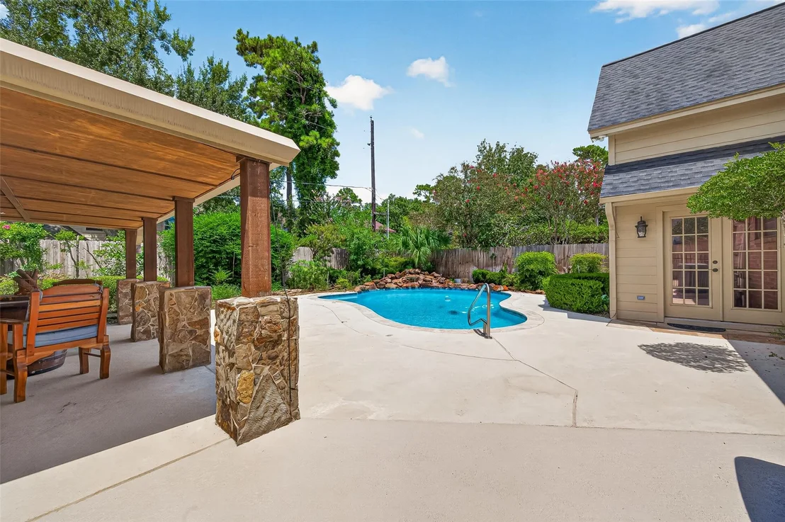 Photo of 12306 Laneview Drive