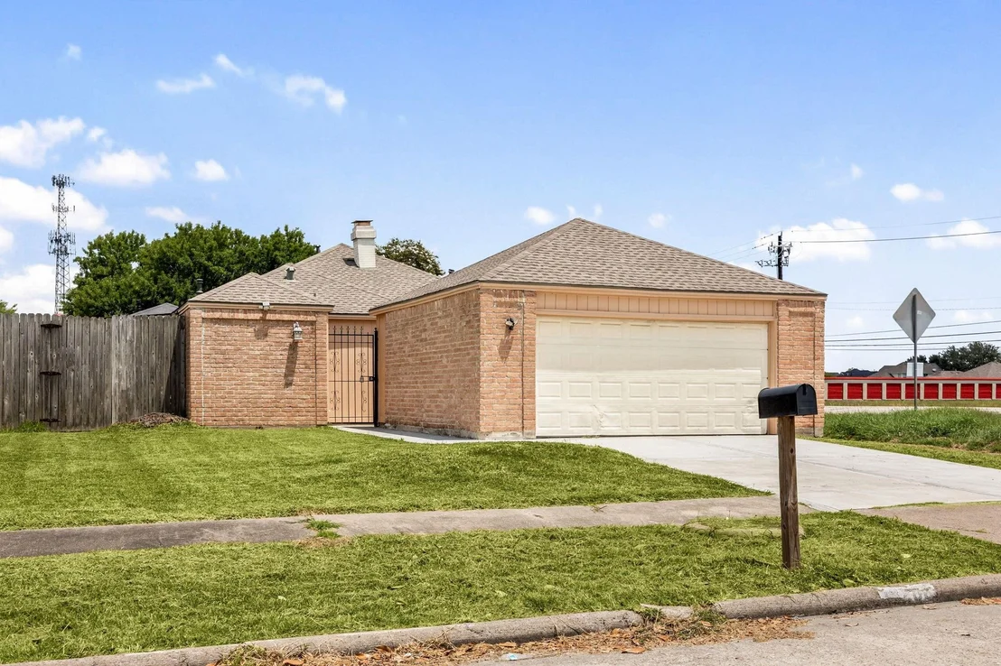 Photo of 13206 Sharpbill Drive