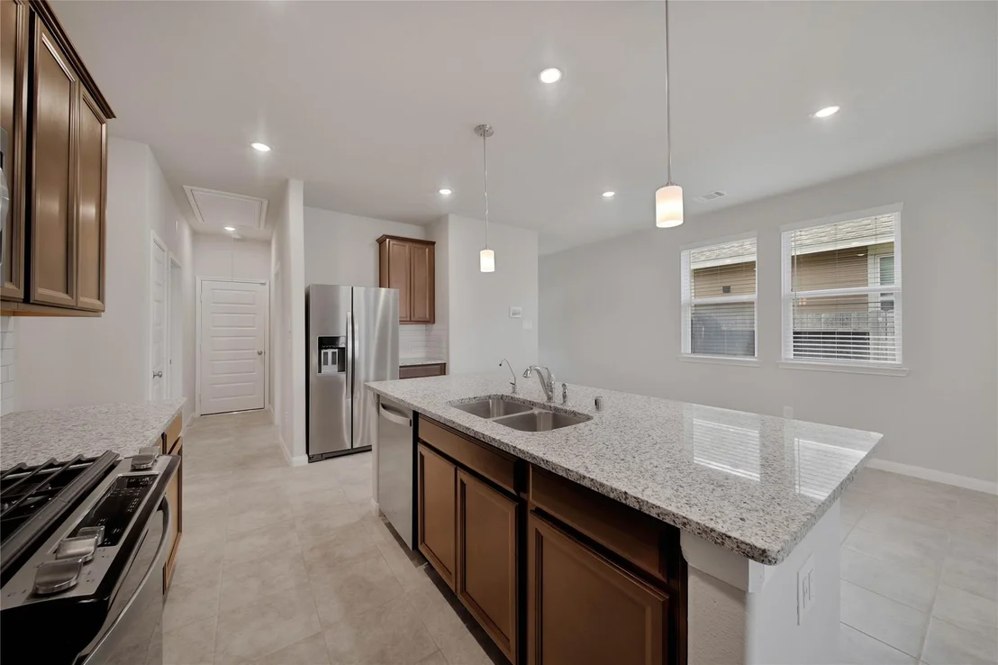 Photo of 7080 Silverleaf Oak Street