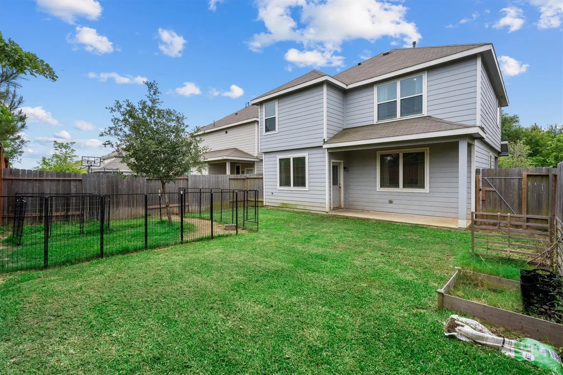 Photo of 1325 Mount Bassie Trail