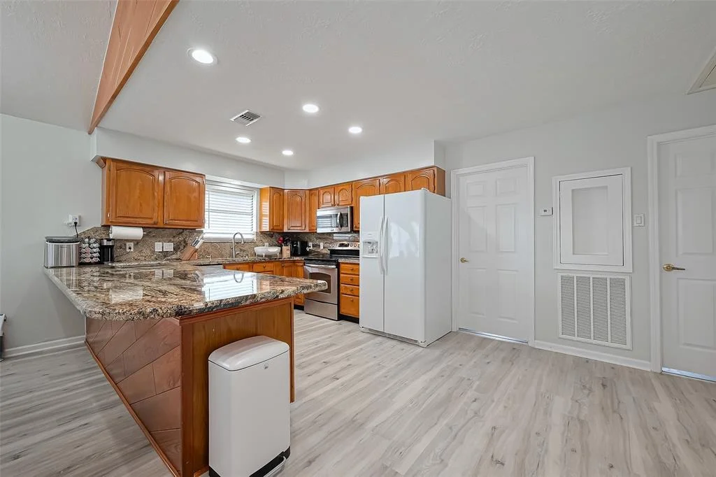 Photo of 210 Sampan Drive
