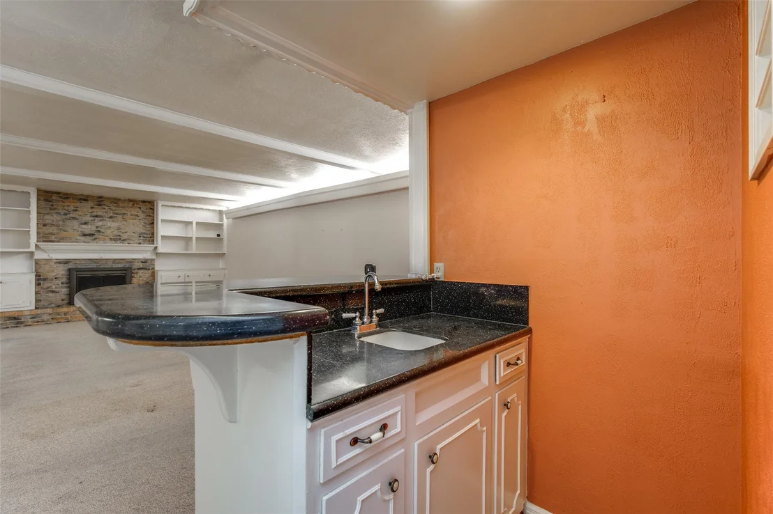 Photo of 1107 Pear Tree Lane