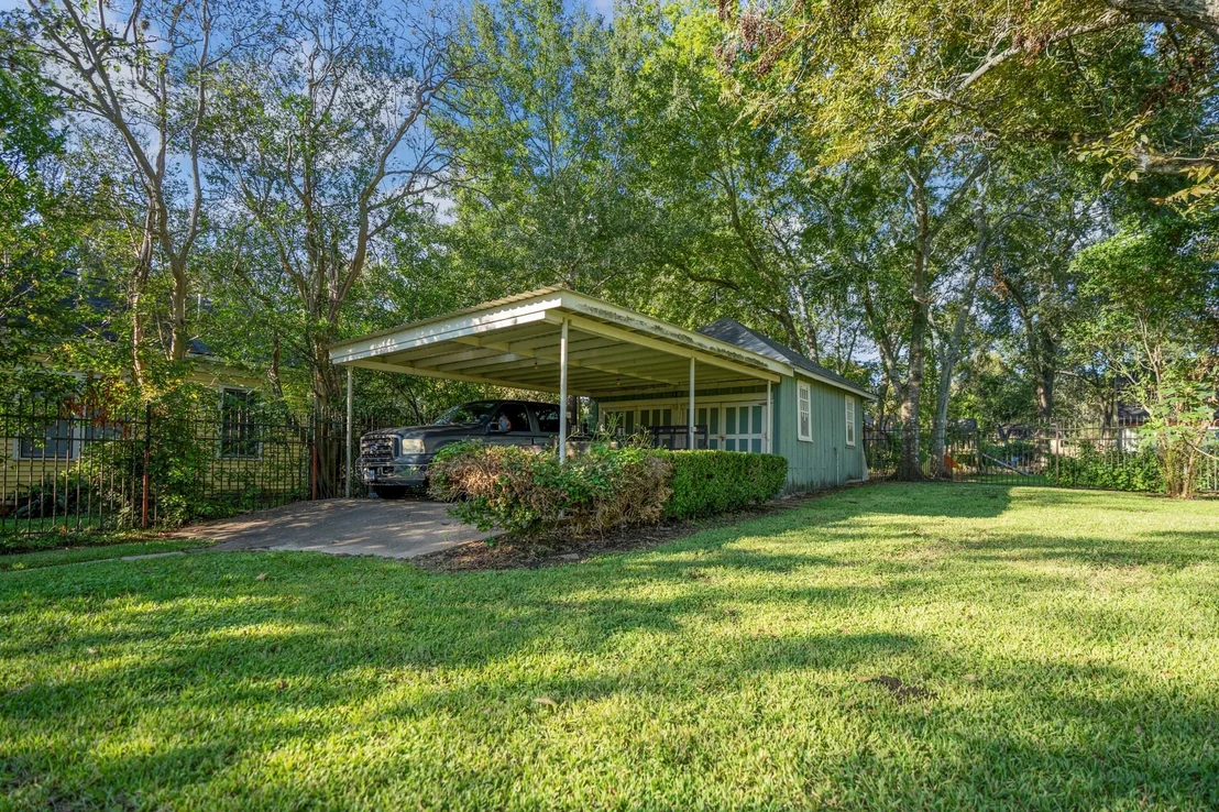 Photo of 603 W Third Street