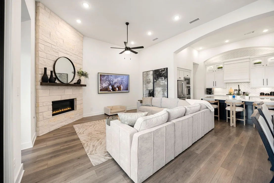 Photo of 31322 Crescent Hill Drive