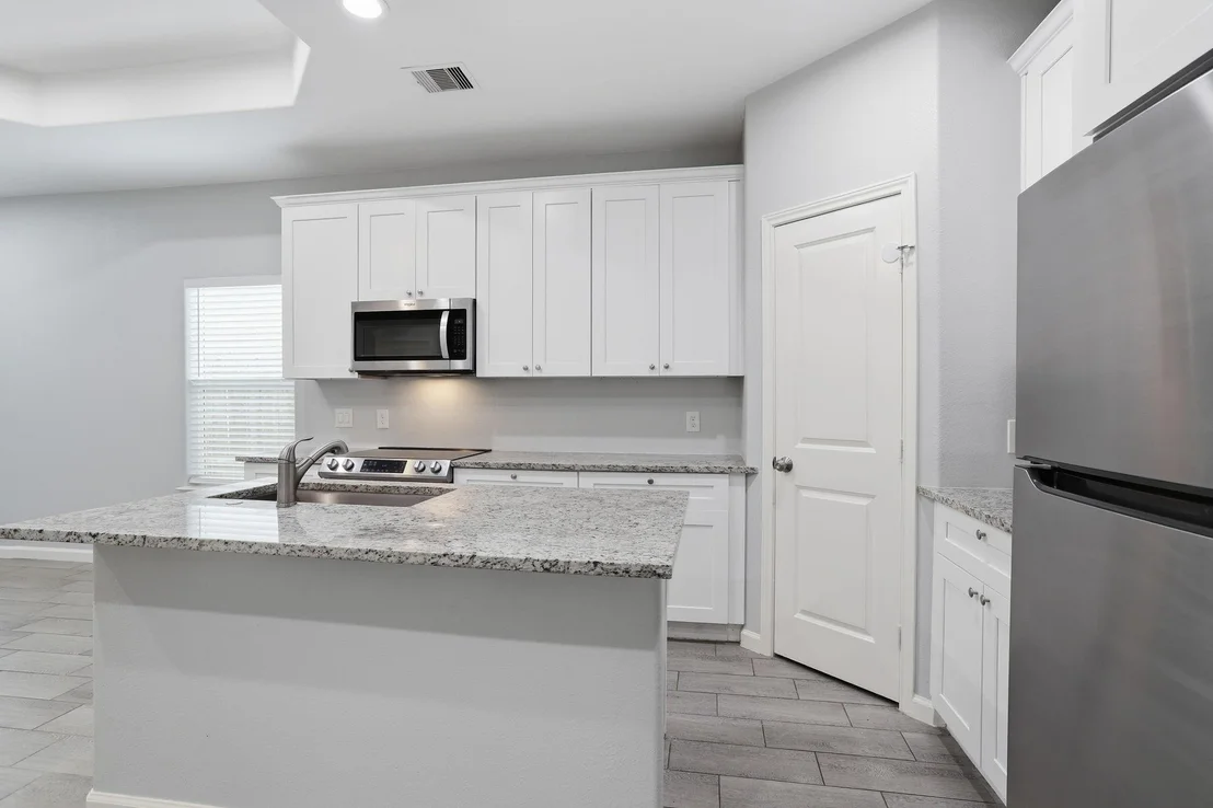 Photo of 16919 Balmoral