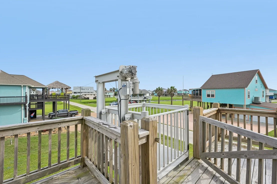 Photo of 940 Gregory Lane