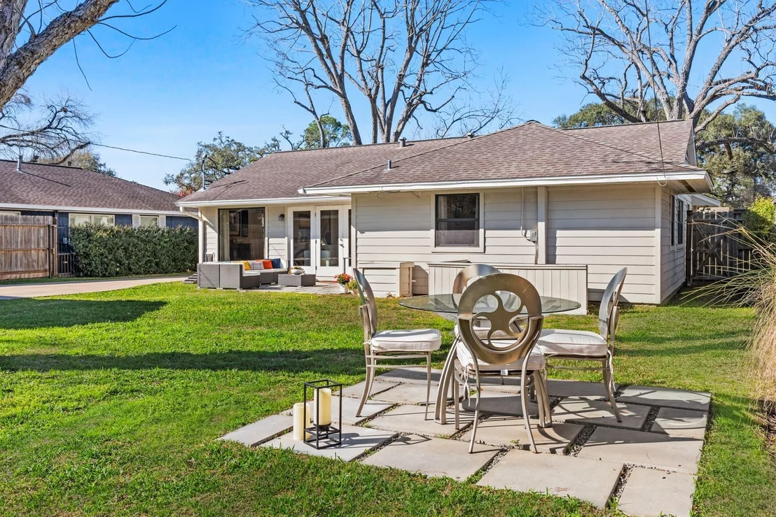 Photo of 4721 Kingfisher Drive