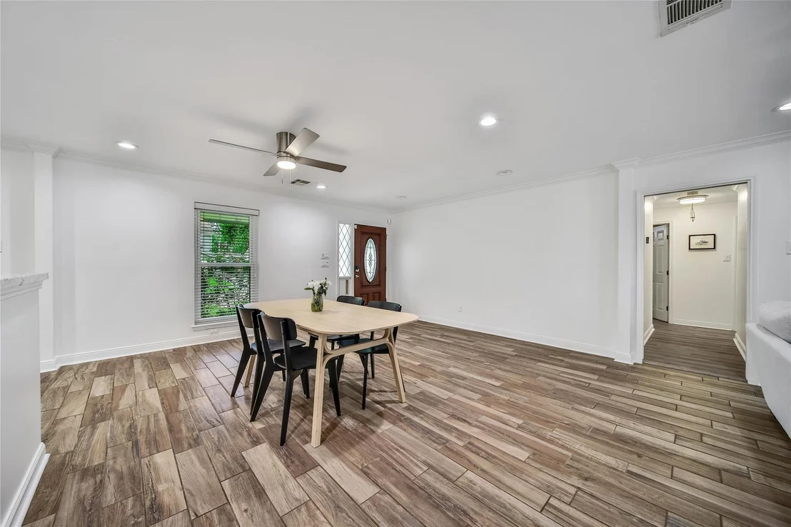 Photo of 963 Thornton Road
