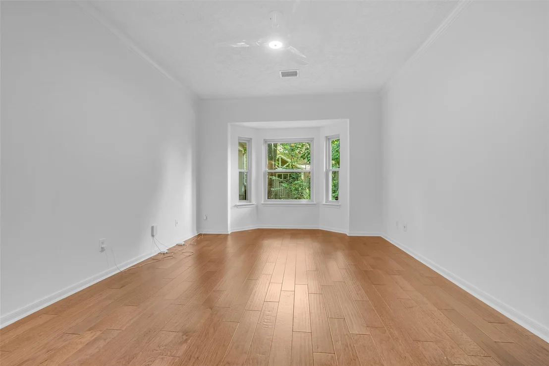 Photo of 118 Quiet Oak Circle