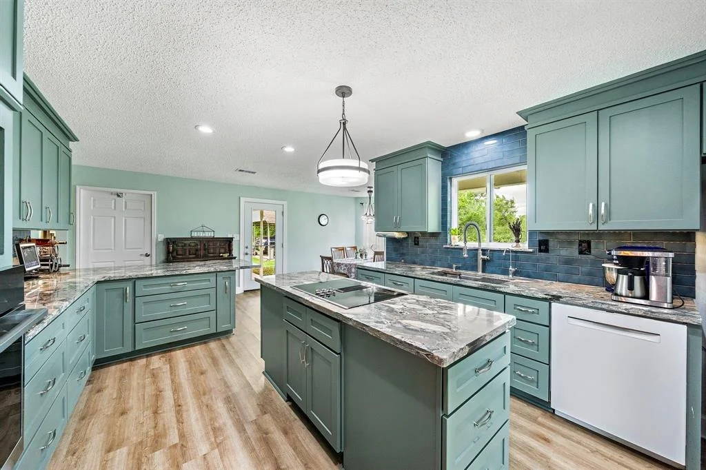 Photo of 927 County Road 423