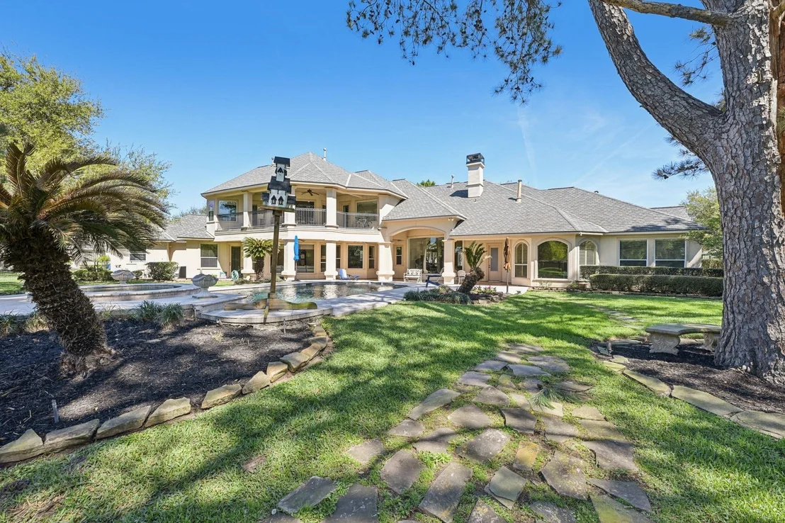 Photo of 51 Sandown Park Drive