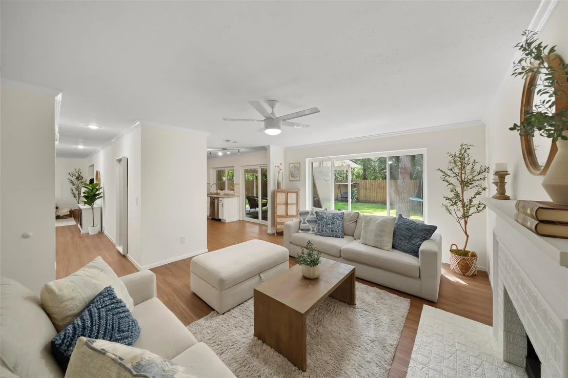 Photo of 3 E Stony Bridge Circle