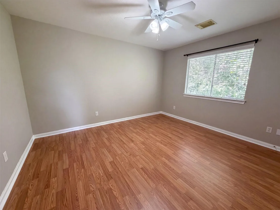 Photo of 12159 Hawthorne Drive