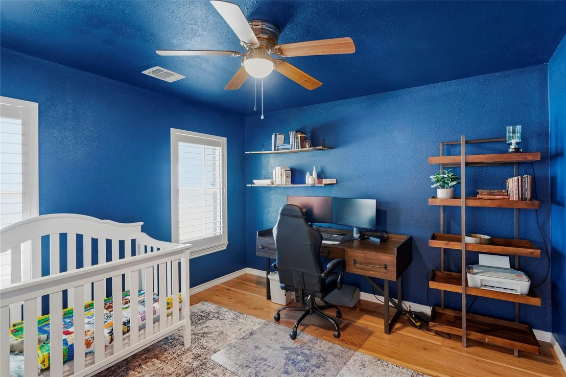 Photo of 102 Enchanted Oaks Court
