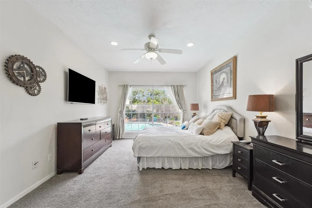 Photo of 16023 Lakestone Drive