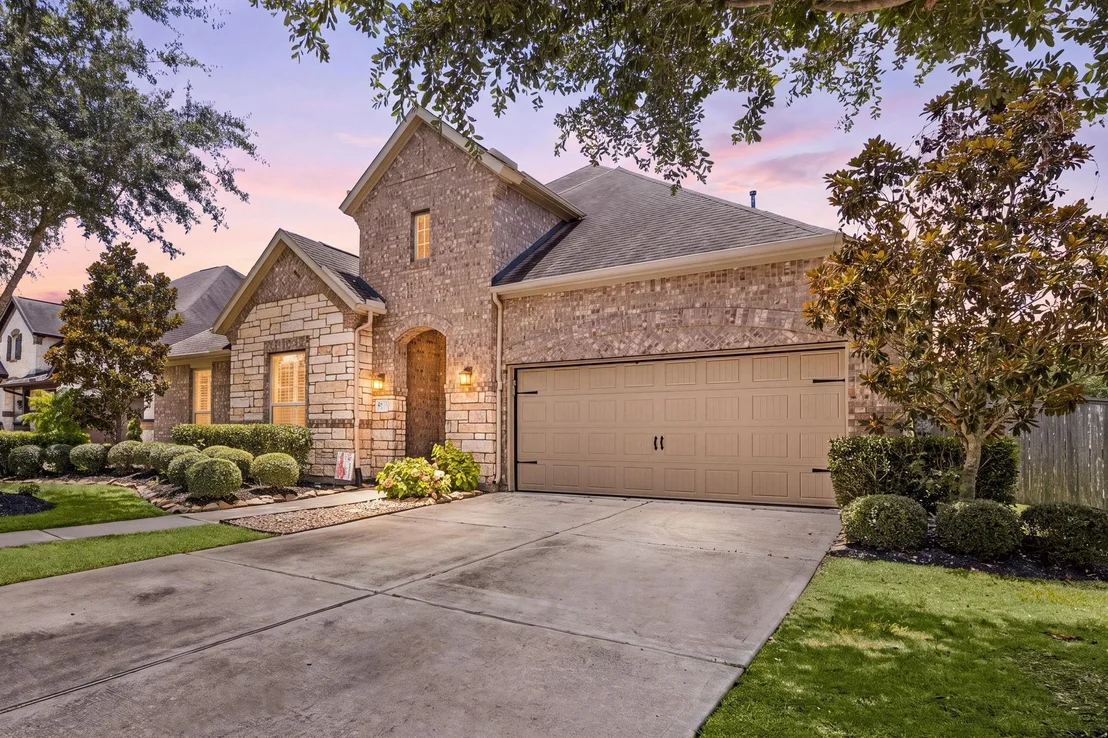 Photo of 4831 Legend Creek Drive