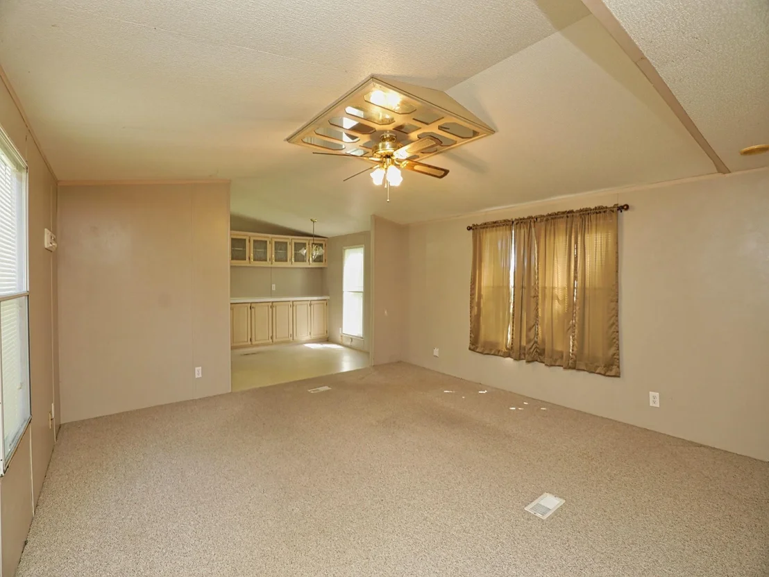 Photo of 210 Floyd St Street