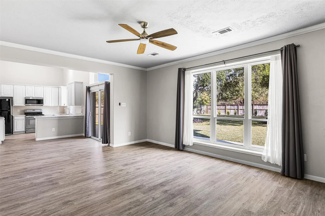 Photo of 6703 Walnut Square