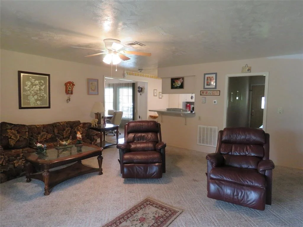 Photo of 15255 Austin Road