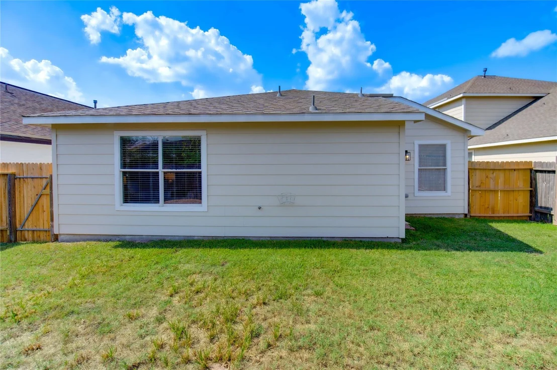 Photo of 1827 Cold River Drive