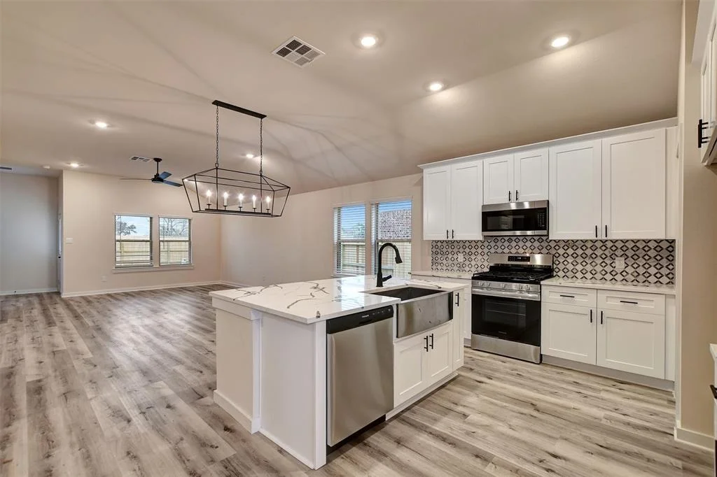 Photo of 402 Kendall Crest