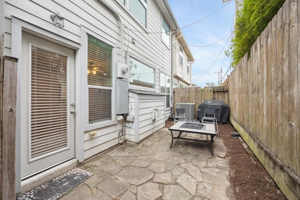 Photo of 1339 Ella Place