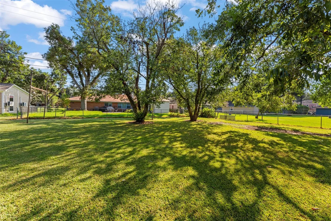 Photo of 815 Merry Lane