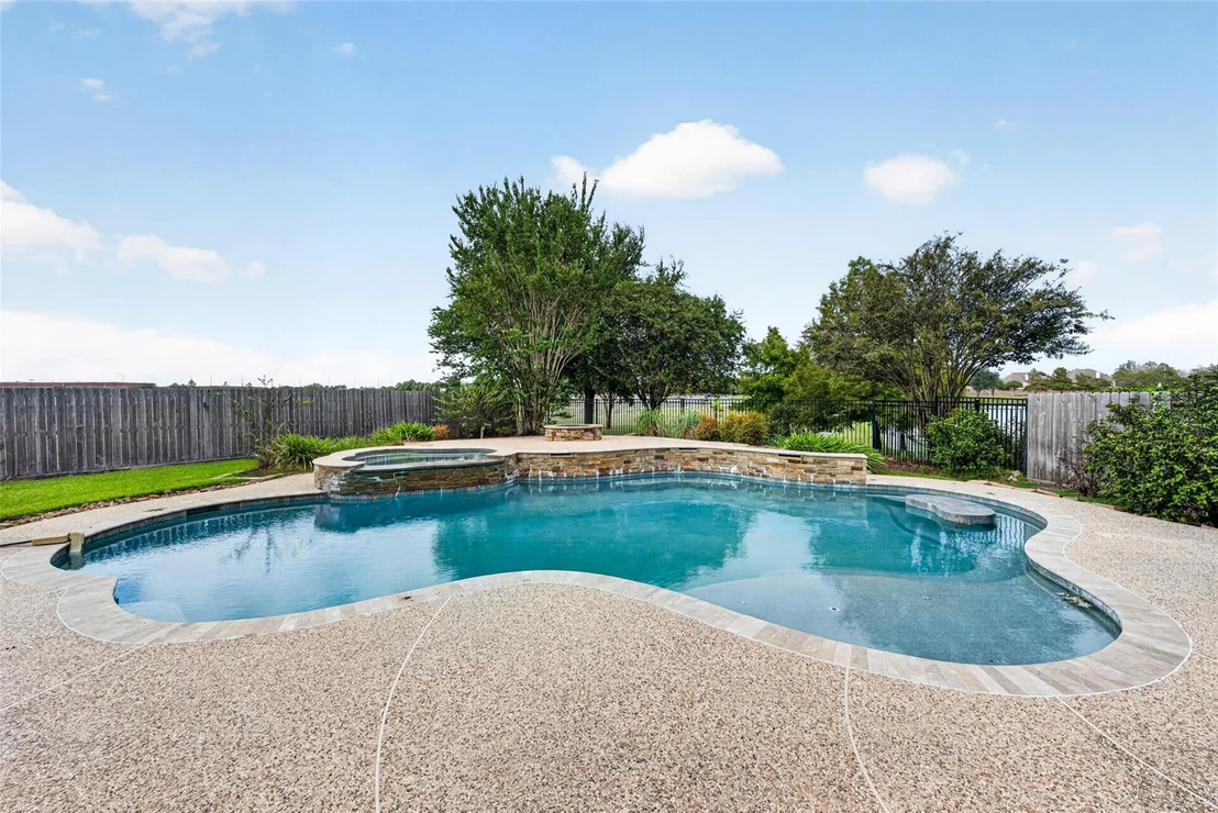 Photo of 11023 Leigh Woods Drive