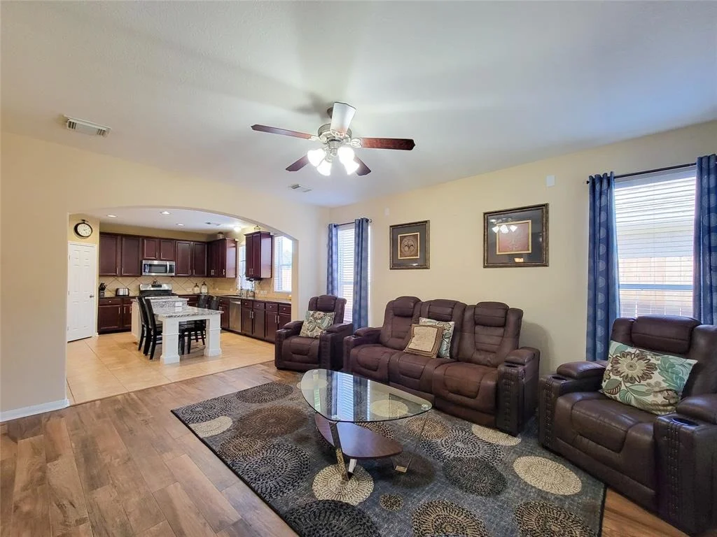 Photo of 20947 Field Manor Lane