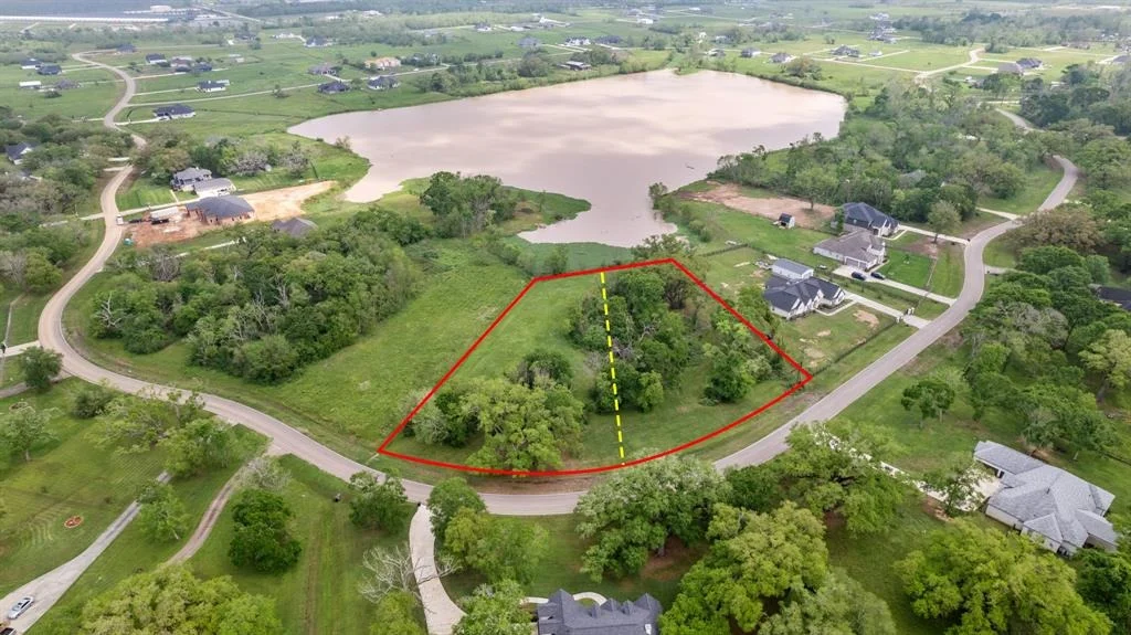 Photo of 21610 Chenango Lake Drive