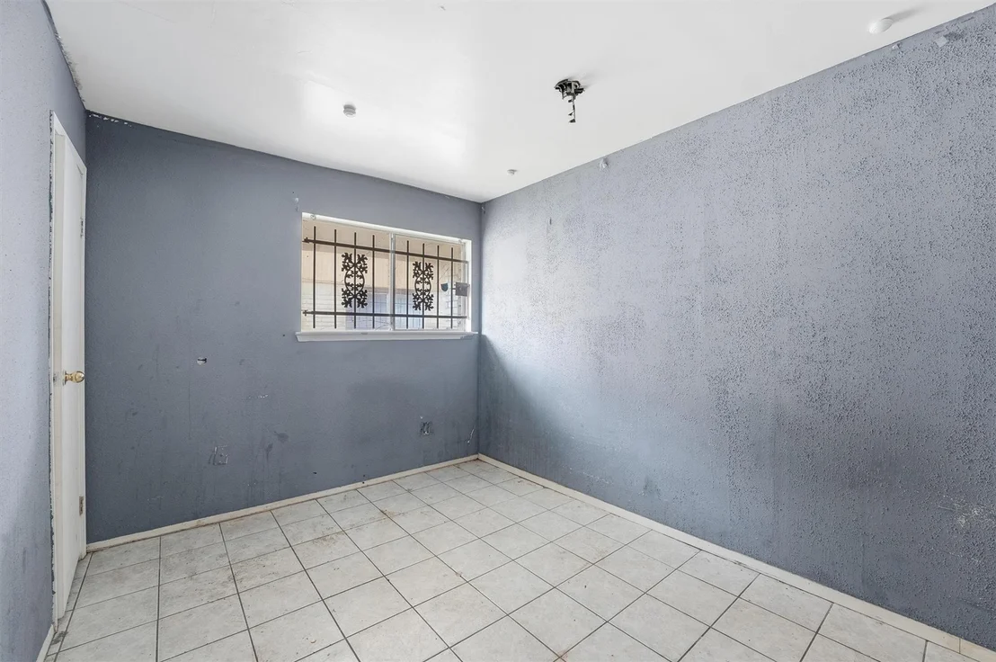 Photo of 12815 Mosscrest Drive