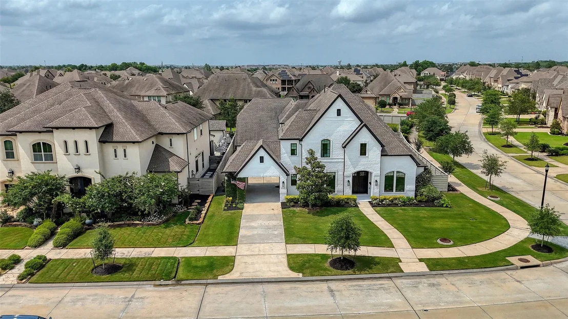 Photo of 2735 Cherry Tree Lane