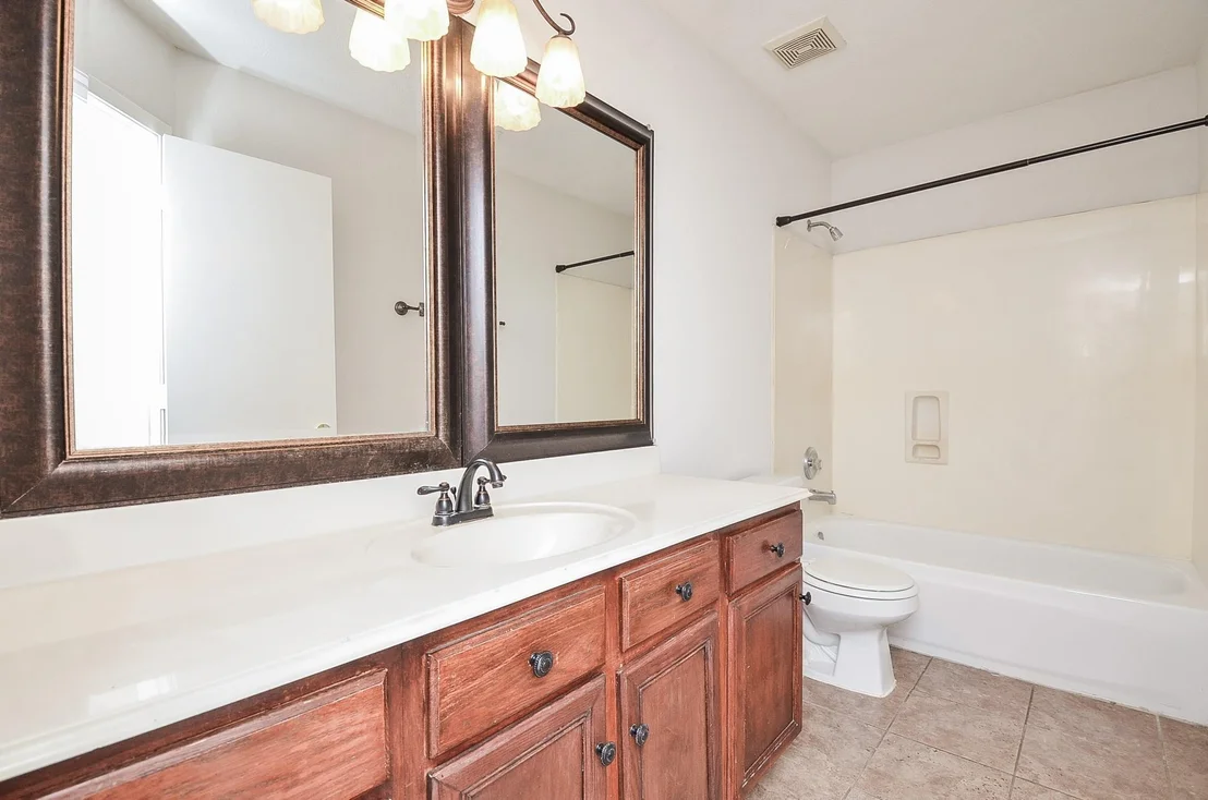 Photo of 17039 Clan Macgregor Drive