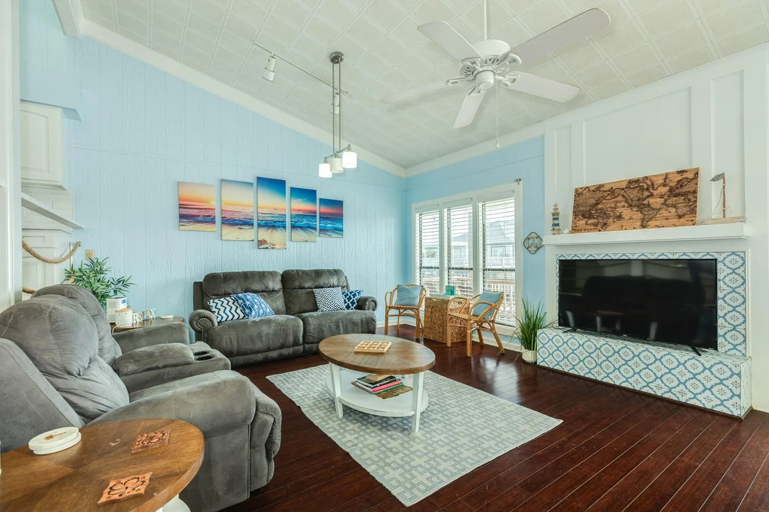 Photo of 333 Schooner Drive