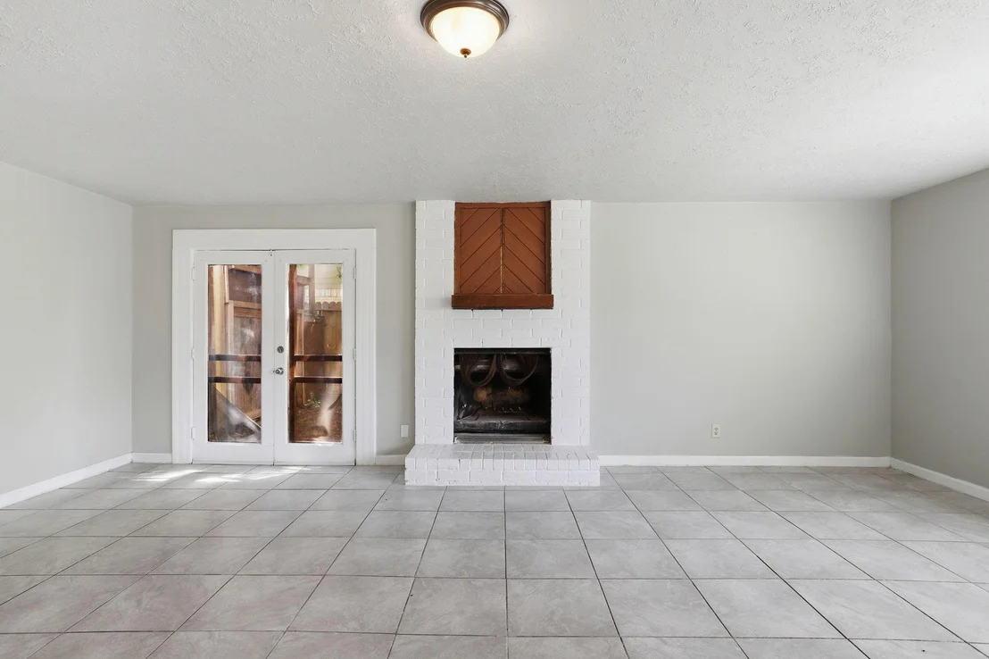 Photo of 2315 Hampton Road