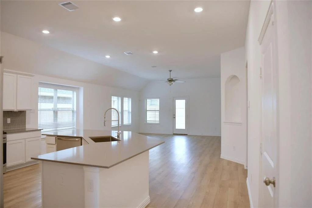 Photo of 31506 Vineyard Creek Drive