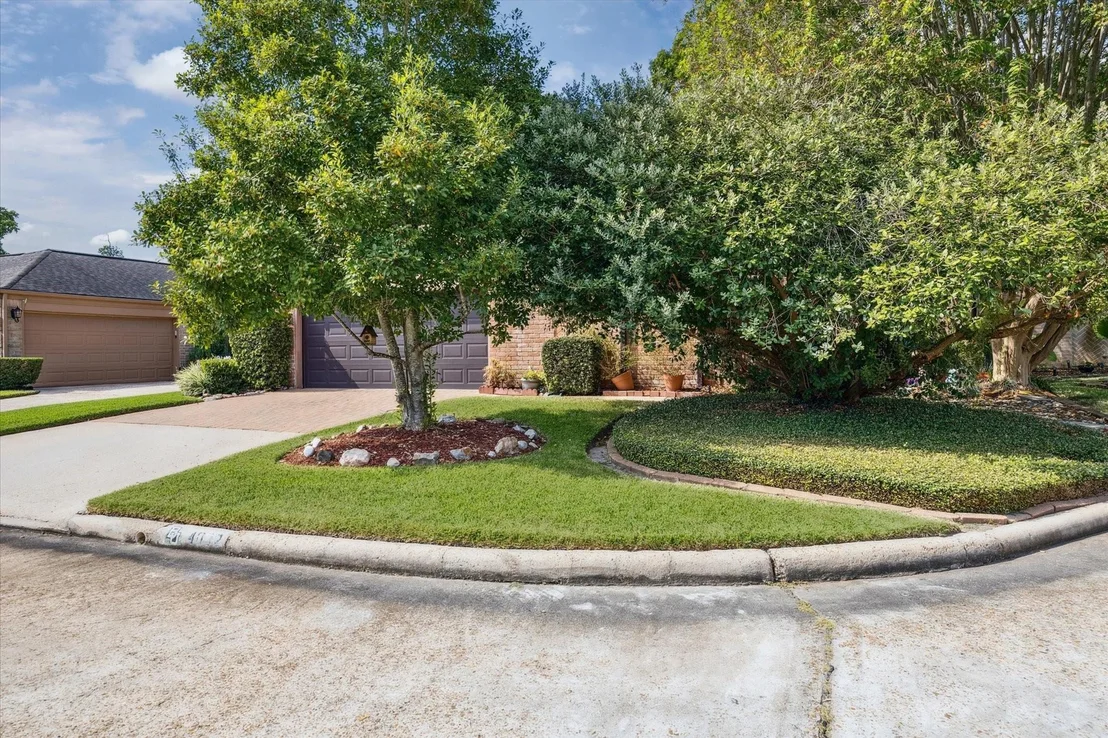 Photo of 4032 Heathersage Drive